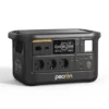 Pecron F1000LFP tragbare Powerstation von vorne: Display, 3 x 230V Steckdosen und USB-C Anschlüsse