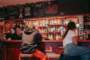 Roam West, Inchree: die Küche schließt um halb neun, also haben wir vorher angerufen