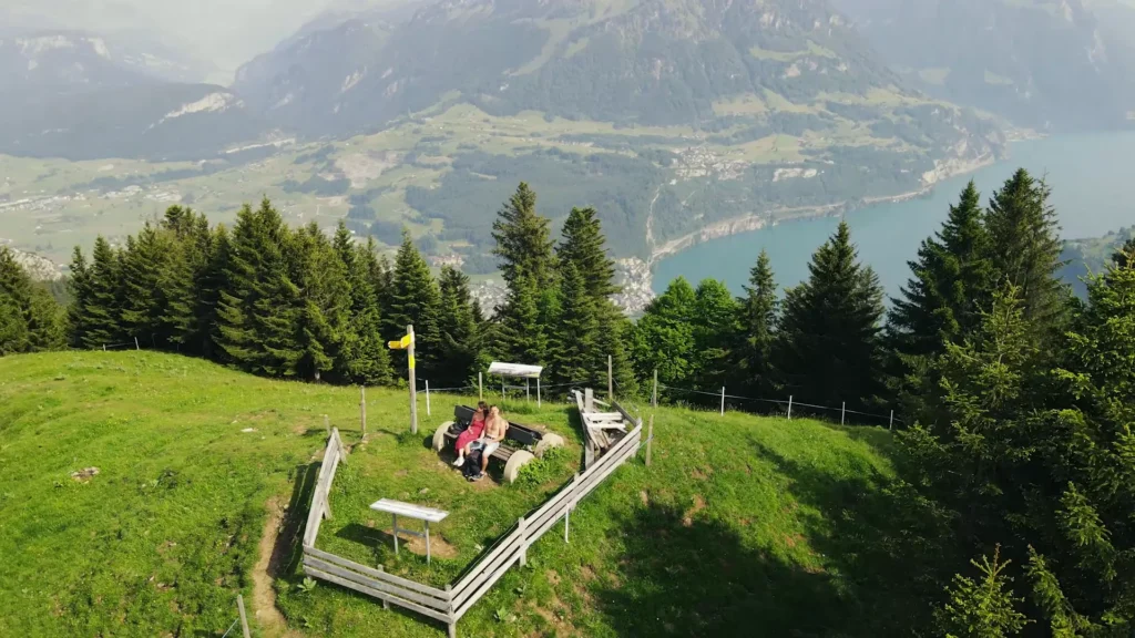 Panorama von Vierwaldstättersee und Bergen vom Gottertli